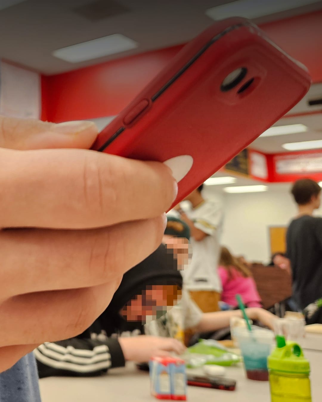 Teens Averaged 50 Minutes of Phone Use Overnight on School Nights, Study Finds