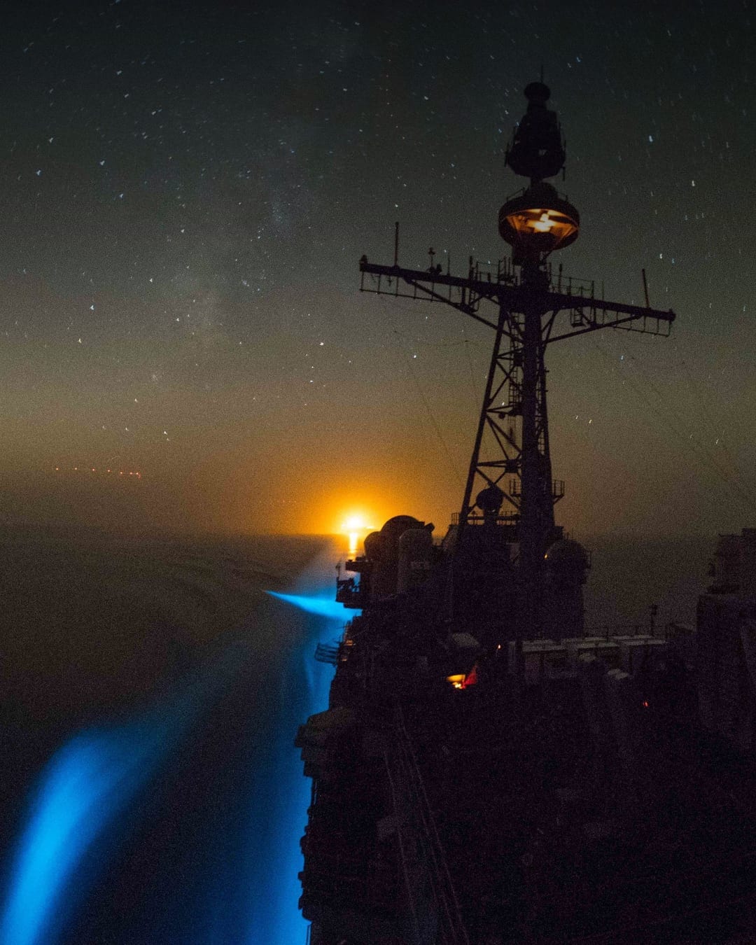 Military vessel in the Gulf used as IRGC maritime context