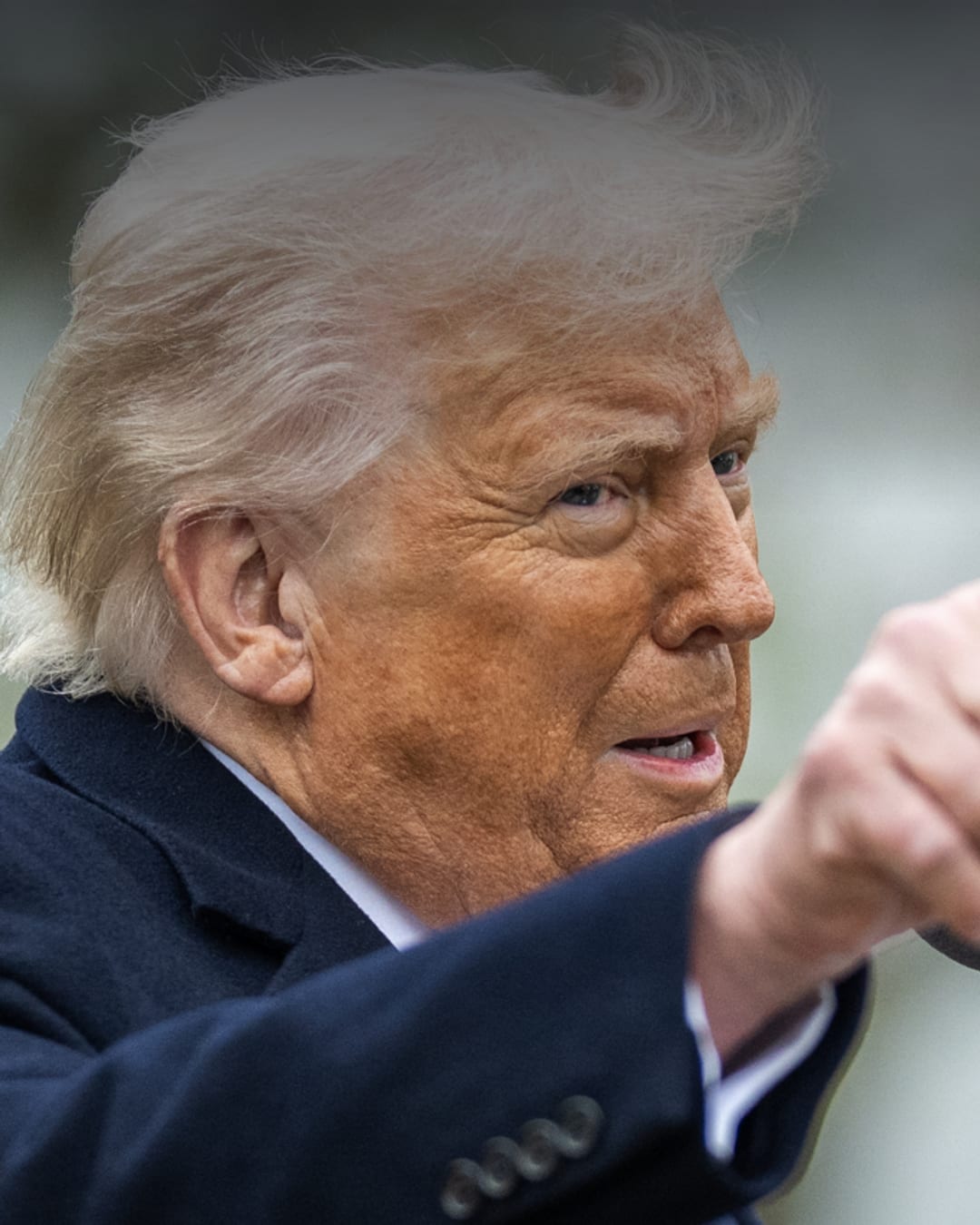 U.S. president signs a presidential document